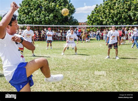  Festival Sepak Takraw: Una celebrazione sportiva che ha sconvolto la scena internazionale