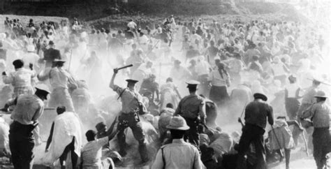 Il Massacro di Sharpeville: Un Grito di Protesta contro l'Apartheid in Sudafrica